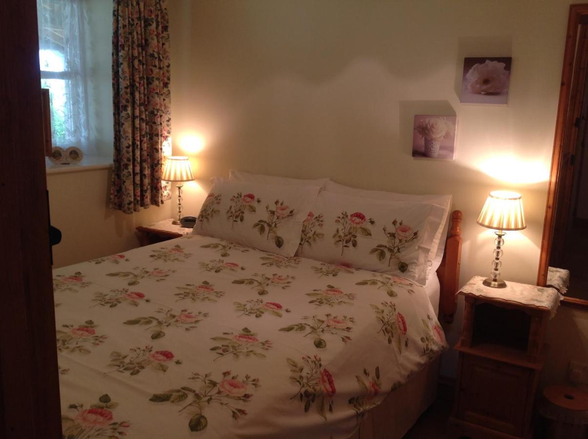 Hollyhock Cottage, Clematis Cottages, 斯坦福德 外观 照片